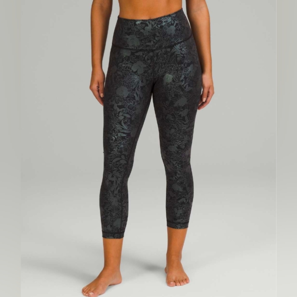 LULULEMON | Women's Black Iridescent Foil Wunder Under High-Rise 23" Leggings